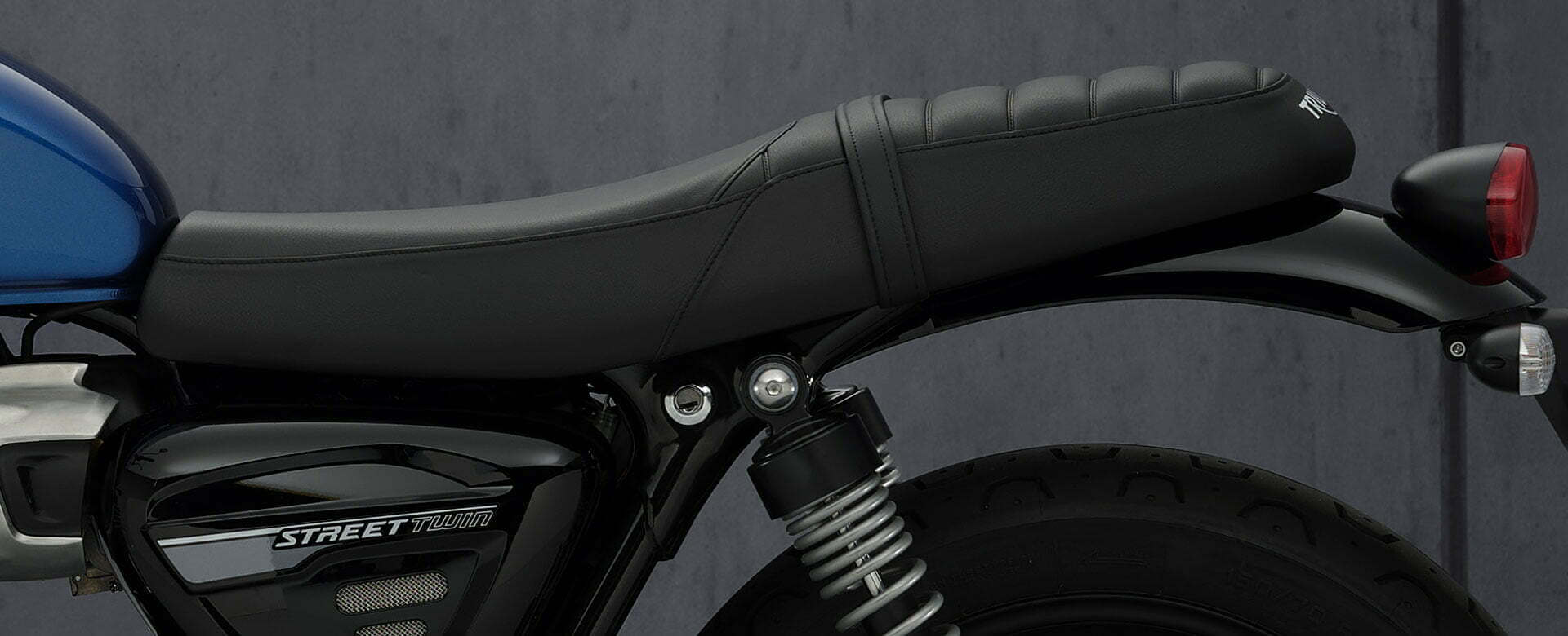 Устаткування  STREET TWIN