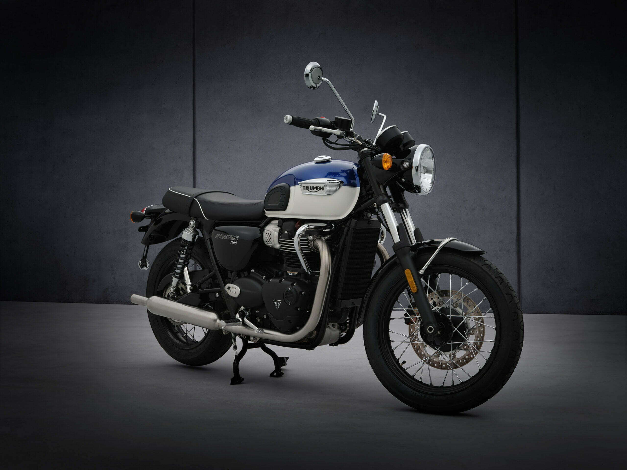 Triumph new BONNEVILLE T100 