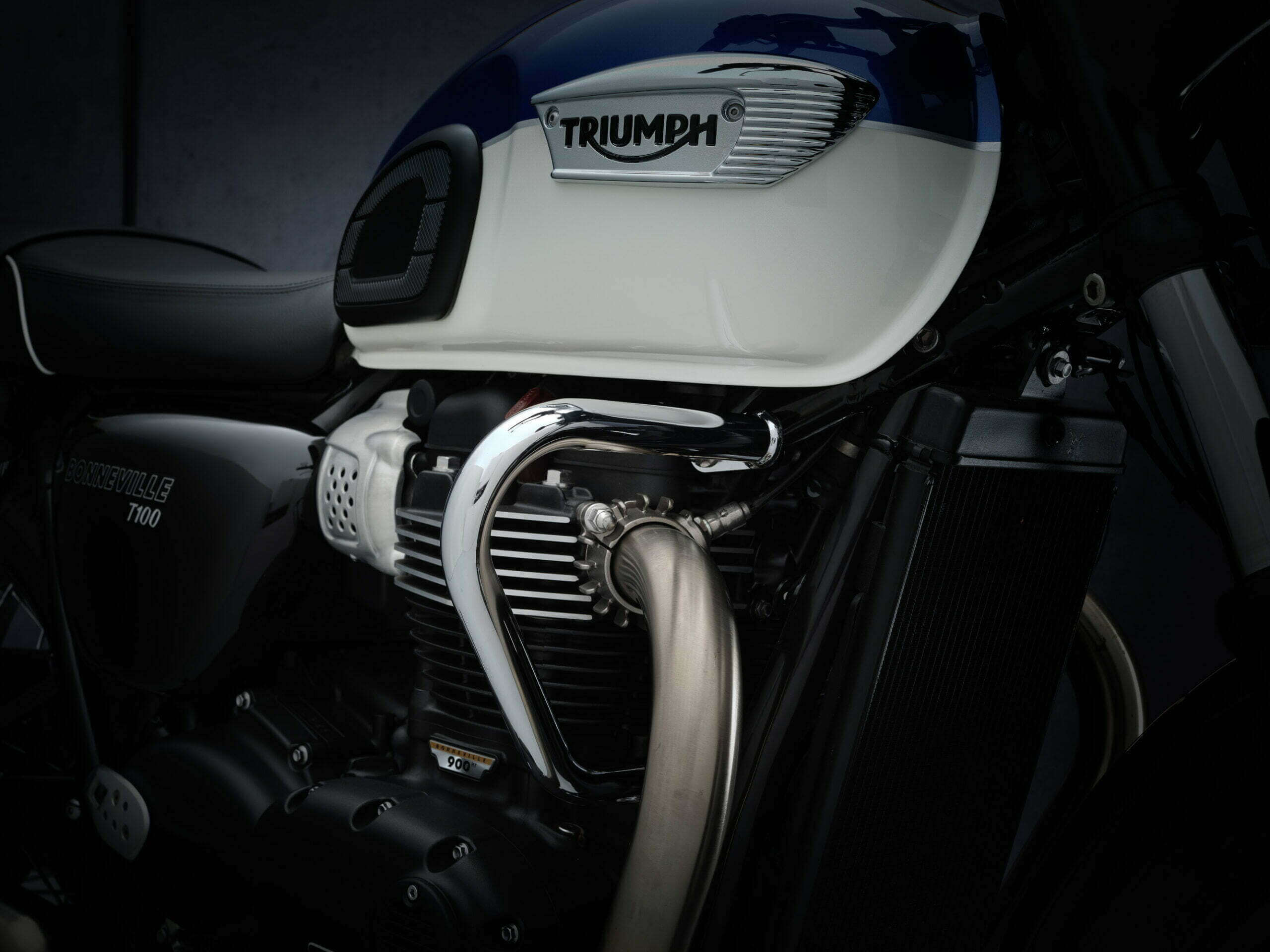 Triumph new BONNEVILLE T100 