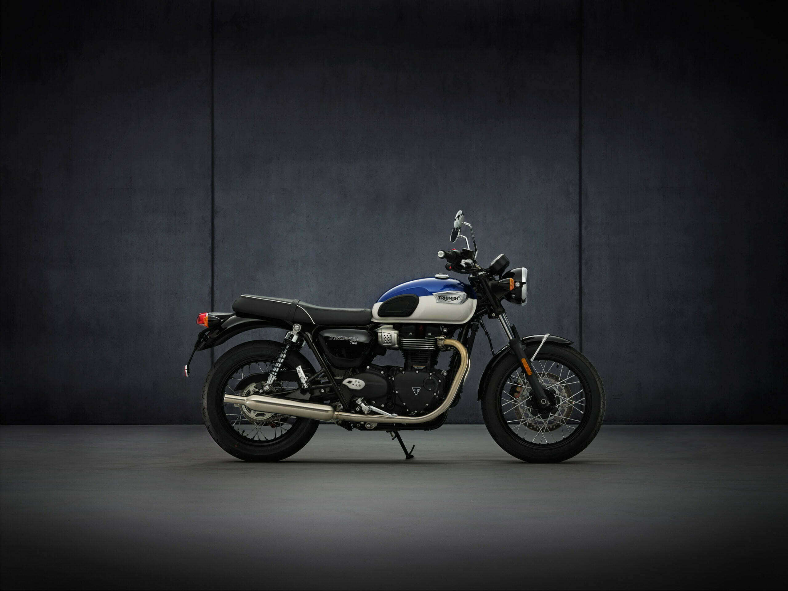 Triumph new BONNEVILLE T100 