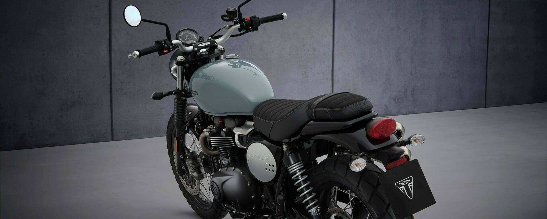 Triumph 2021 STREET SCRAMBLER)