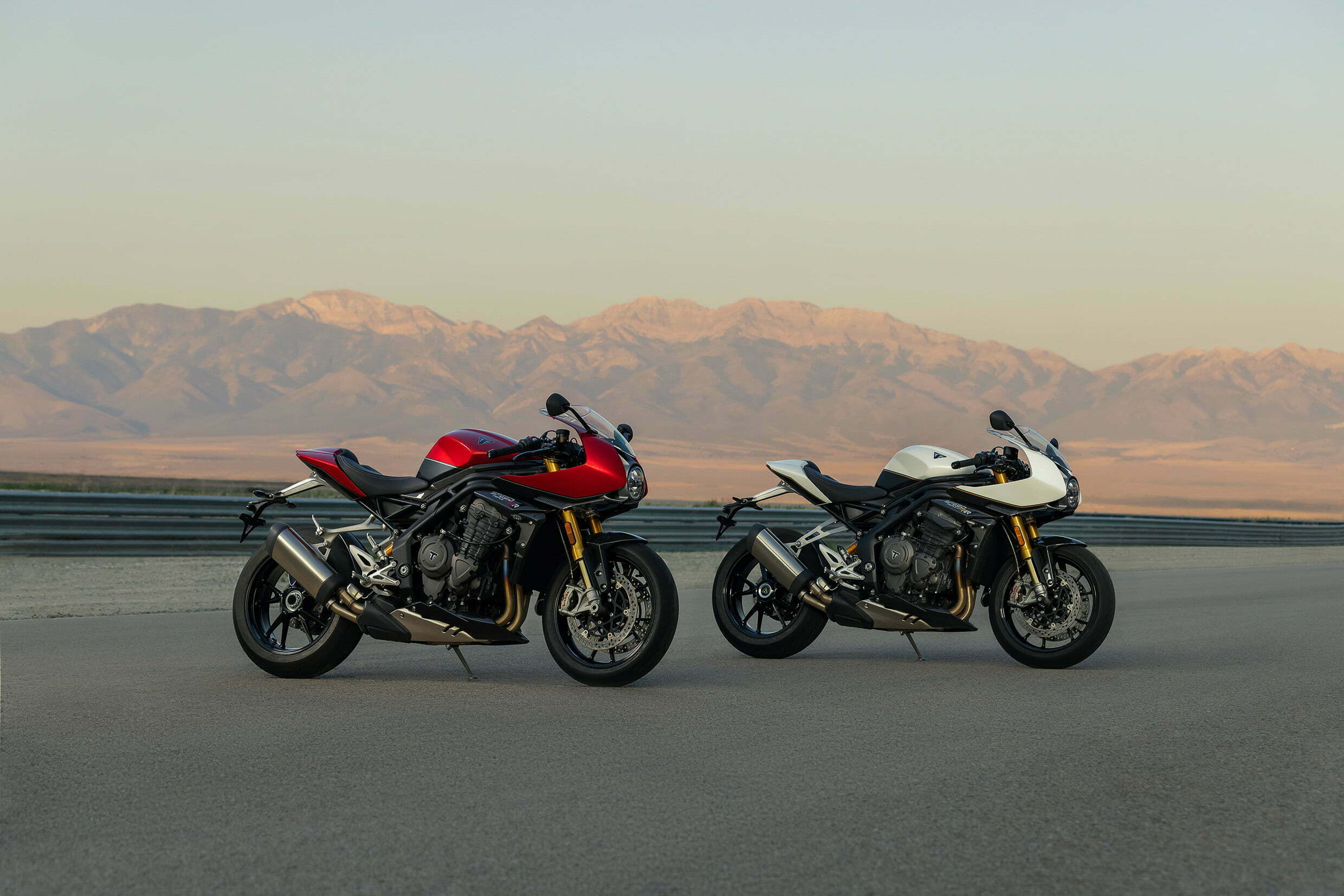 Triumph new SPEED TRIPLE 1200 RR 