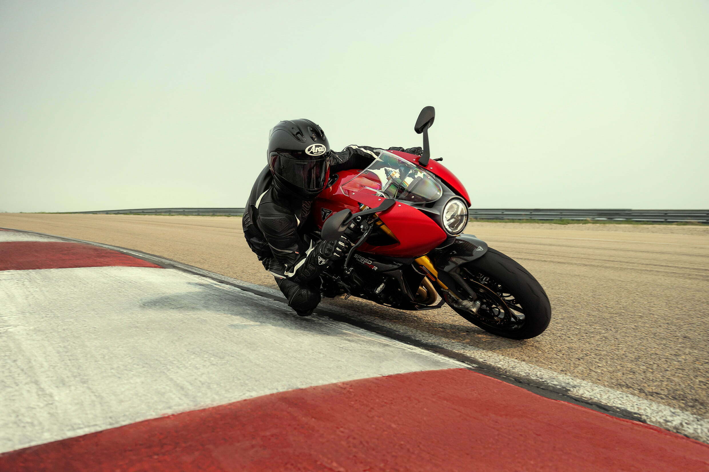 Triumph new SPEED TRIPLE 1200 RR 